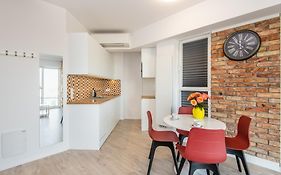 Apartamenty Benthos Towarowa
